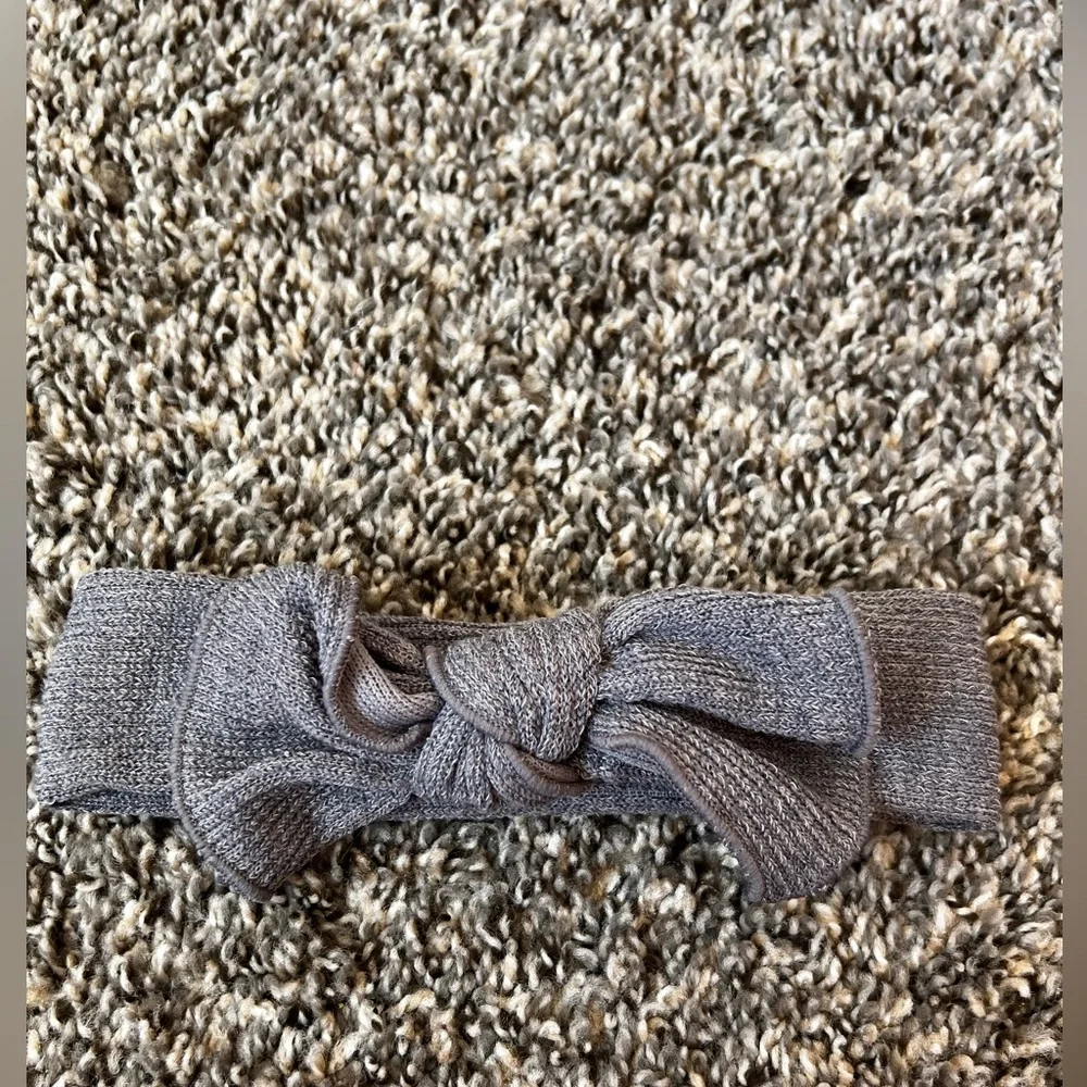 Olive + Scout Baby Oversized Gray Topknot Bow Headband Infant‎ 6-12 Months